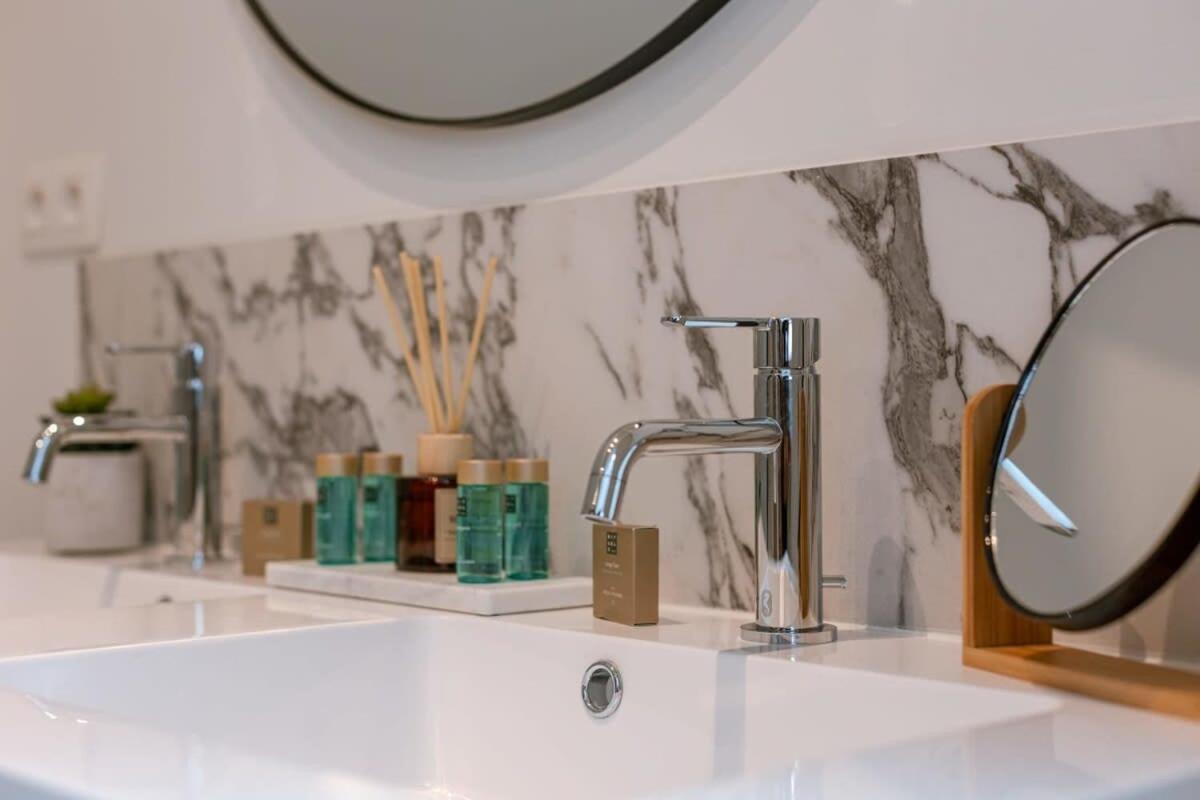 Huswell - Modern On Location In Apartment Antwerp